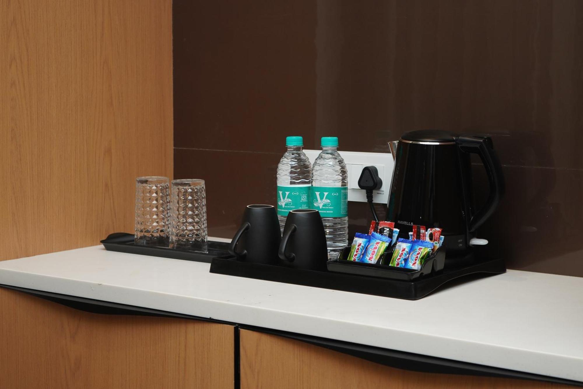 Vantara Suites Vellore Esterno foto